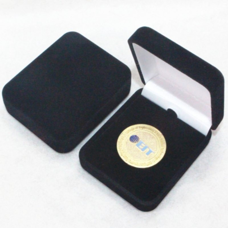 Caja de terciopelo F - 05, para anillos, insignias y monedas pequeñas, mm.55 * 70 * 26, aproximadamente 35 G.