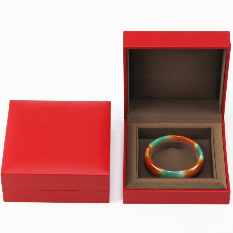 Envases de joyería finos, cajas de pulseras de joyería Roja de alta calidad, espuma de esponja, dimensiones 115 * 45 mm